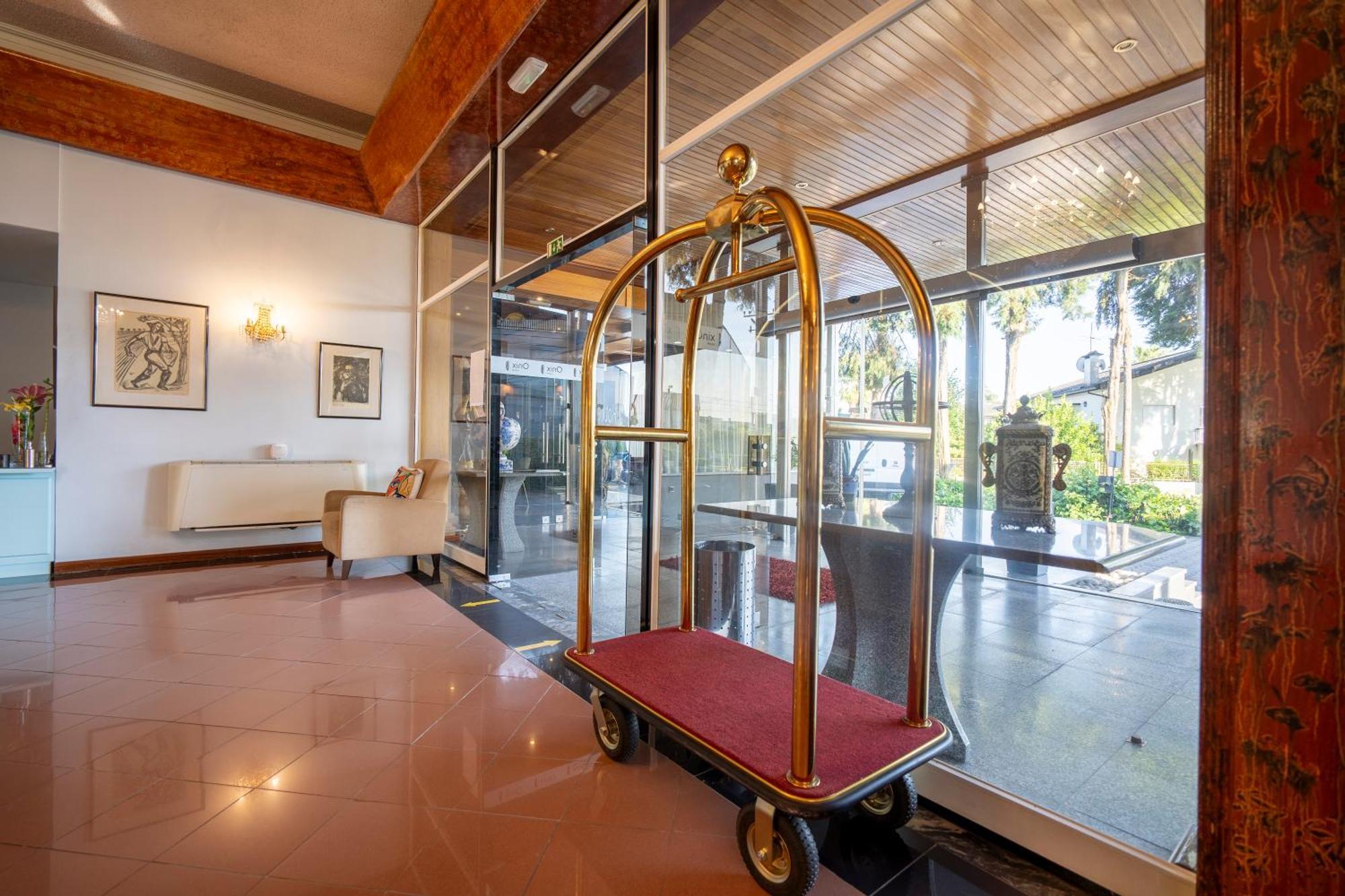 Hotel Onix Viseu Exteriör bild