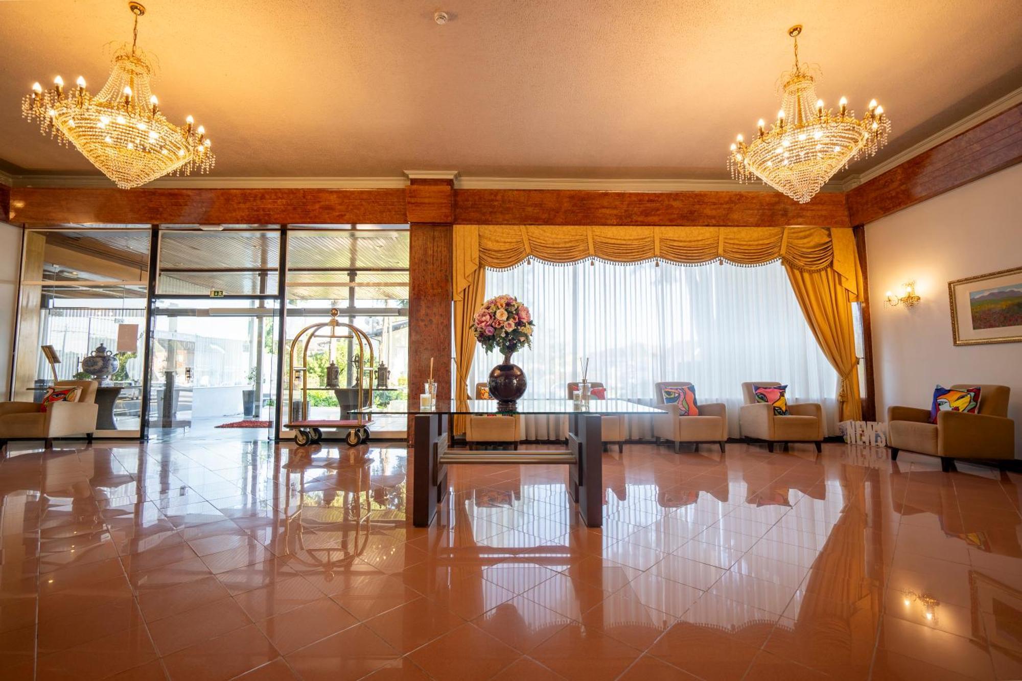 Hotel Onix Viseu Exteriör bild