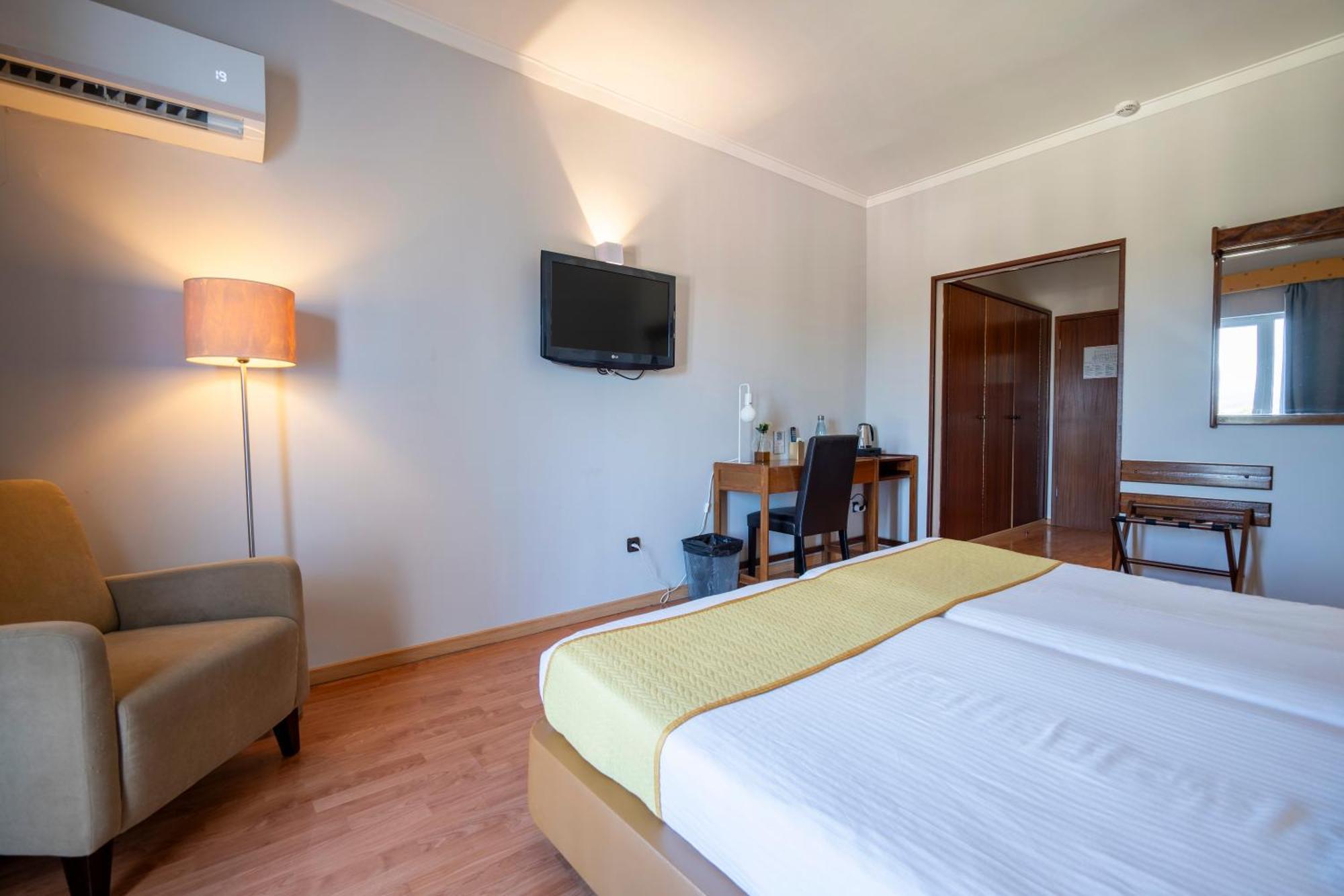 Hotel Onix Viseu Exteriör bild